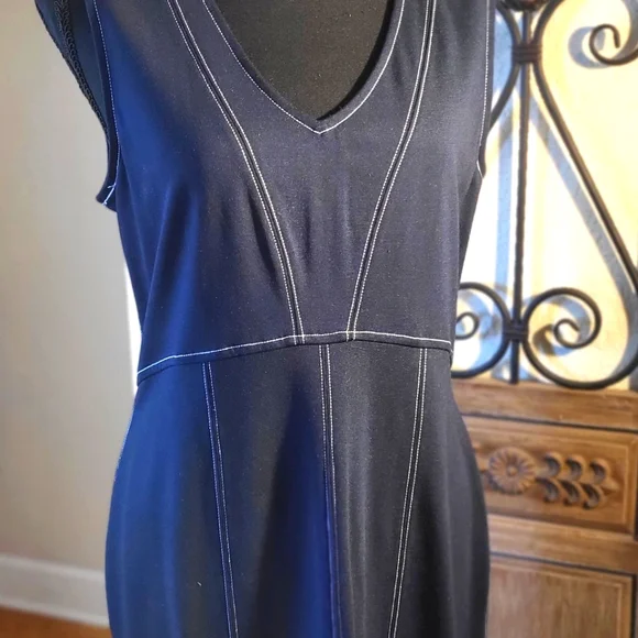 Ann Taylor size 8 dark blue dress Ann Taylor size 8 dark blue dress